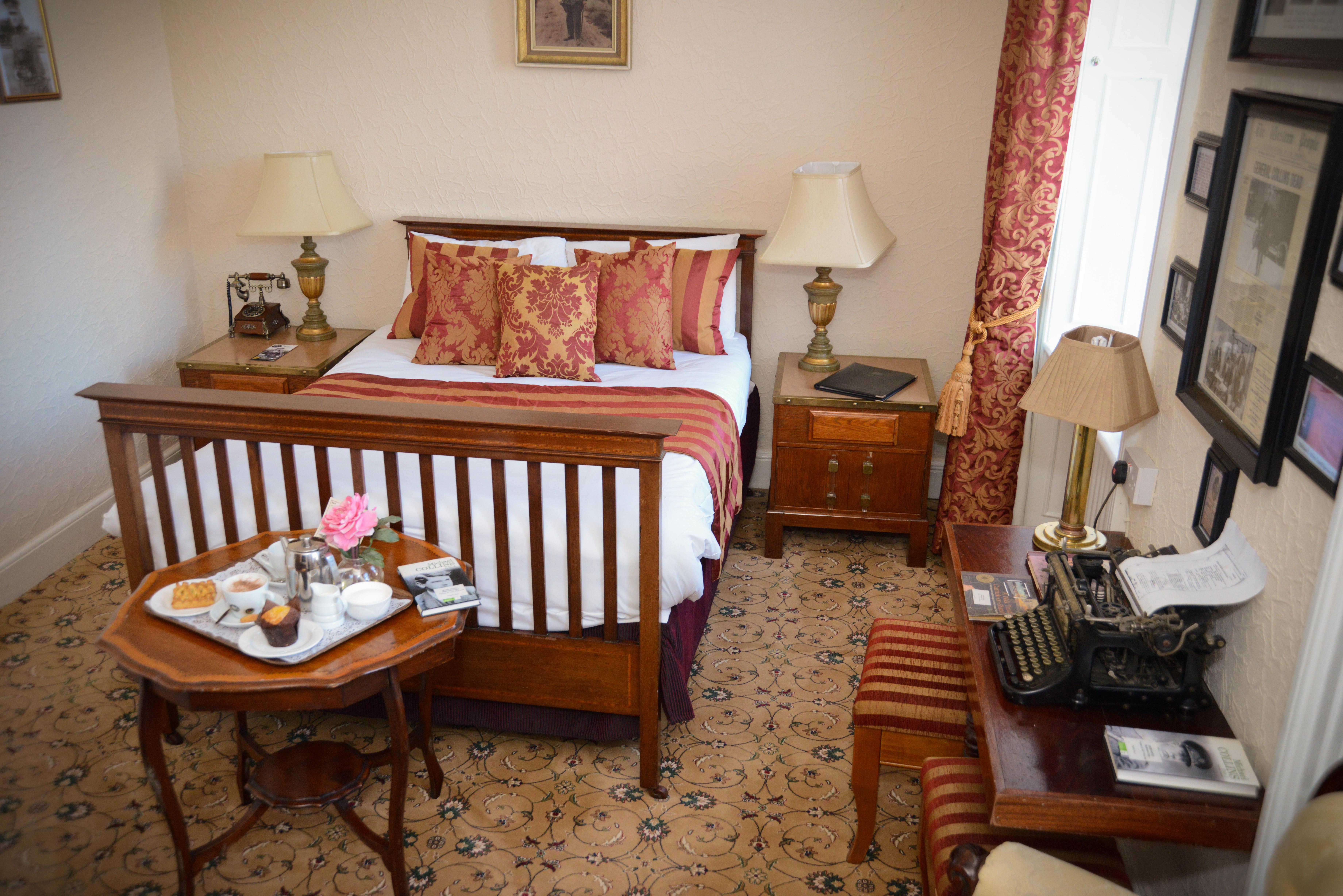 Bush Hotel County Leitrim Buitenkant foto