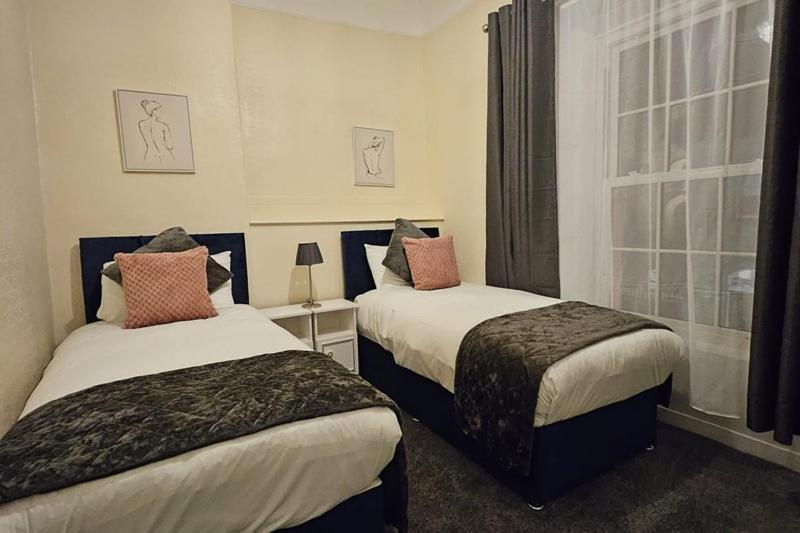Bush Hotel County Leitrim Buitenkant foto