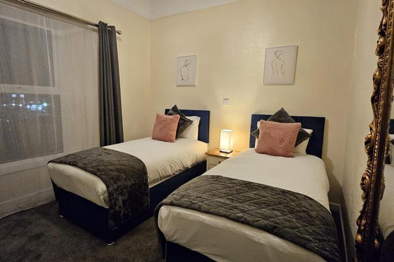 Bush Hotel County Leitrim Buitenkant foto