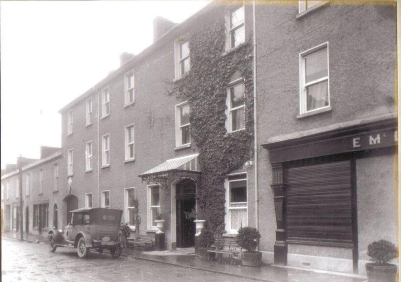 Bush Hotel County Leitrim Buitenkant foto